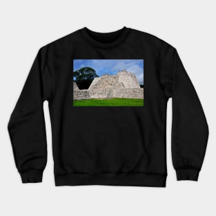 Site archéologique d'Edzna, Campeche, Mexique Crewneck Sweatshirt